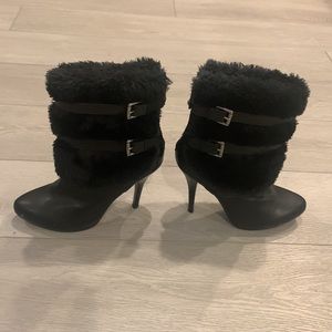 GUESS Heel Boots with faux fur - Size: 8.5 M